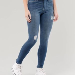 Hollister Advanced Stretch High-Rise Jean Leggings